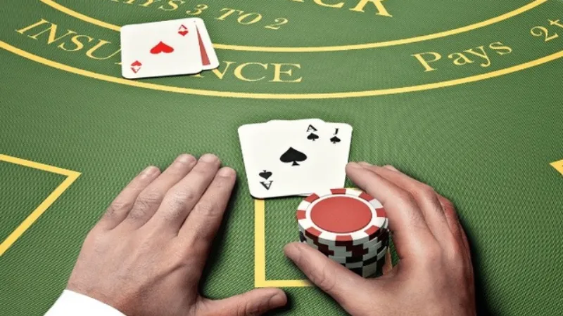 Chiến lược rút, dằn và bắt bài dealer