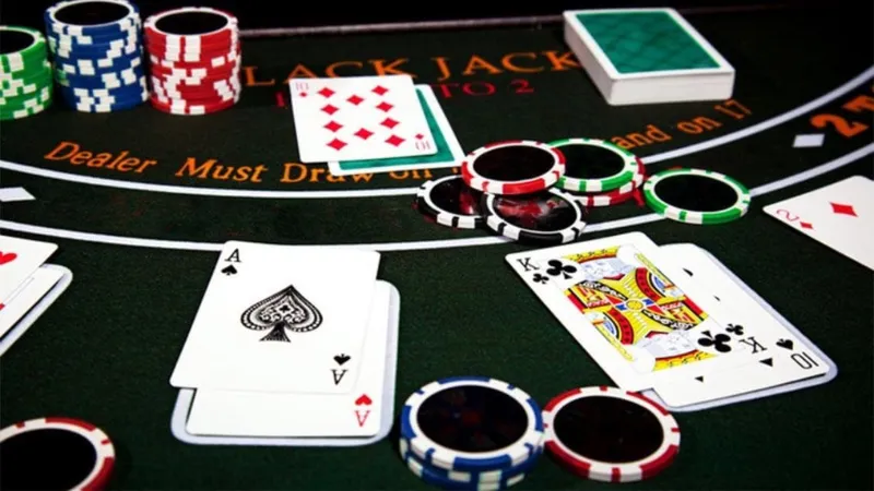 Hiểu vai trò dealer và luật xì dách online